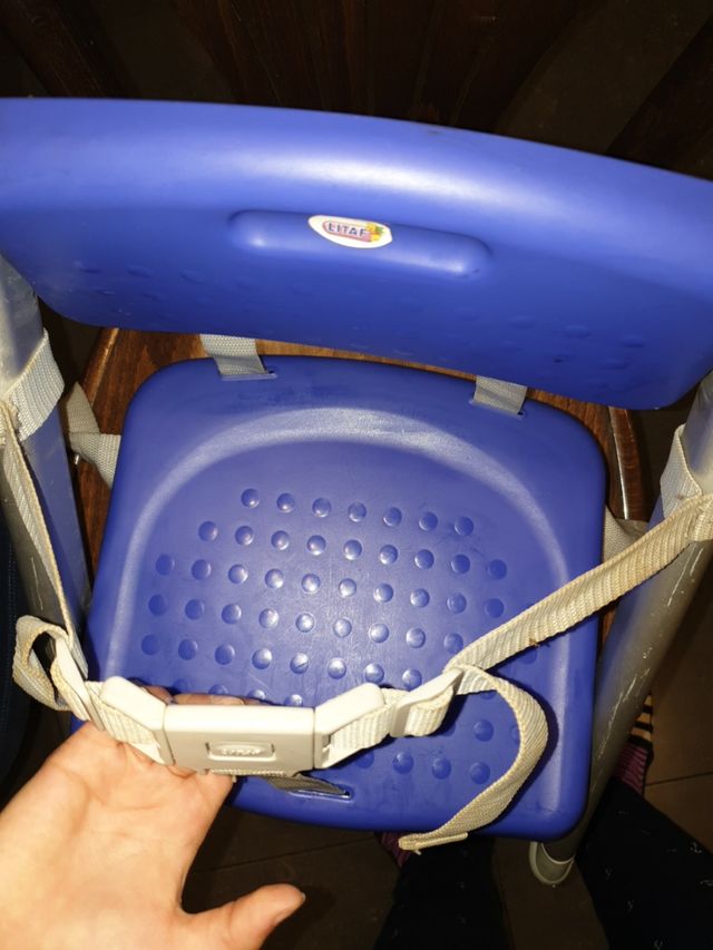 silla portátil para comer en restaurante