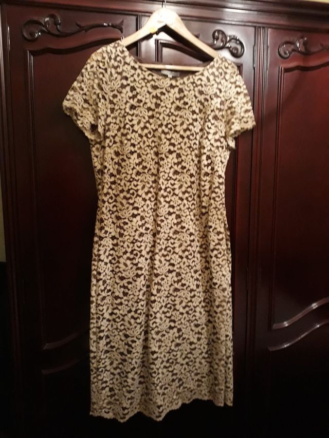 ROPA ELEGANTE y MUY BUENA