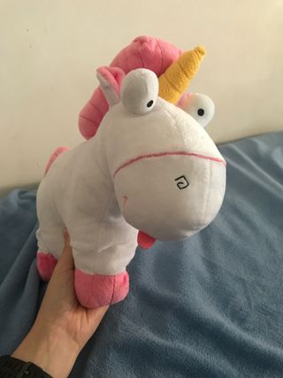 peluche unicornio gru