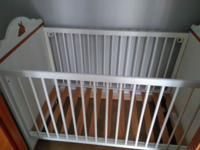 Cuna de madera / bebe