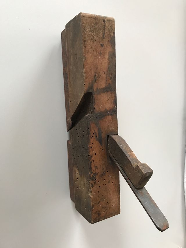 Cepillo de carpintero antiguo doble sentido