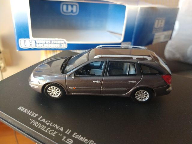 Renault Laguna II 1/43 de Universal Hobbies