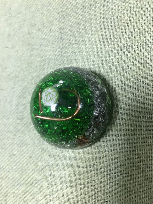 ORGONITA CUARTO CHAKRA.