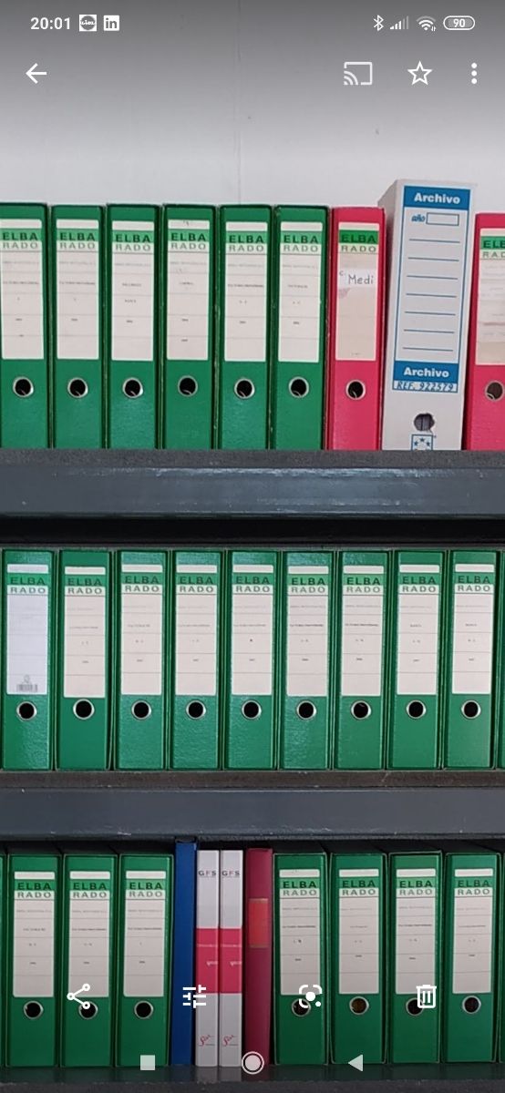 Archivadores con caja de segunda mano por 1 € en Vic en WALLAPOP