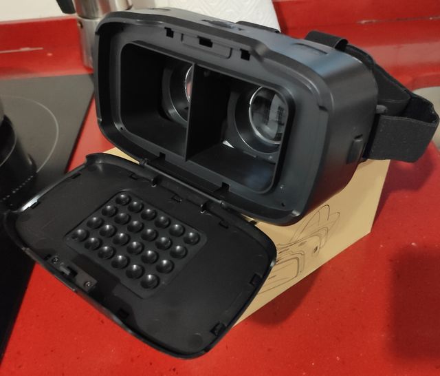 Aukey, virtual reality goggles