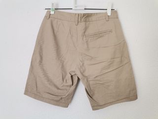 Bermudas hombre de primark de segunda mano por 2 EUR en San Fernando Naval  en WALLAPOP