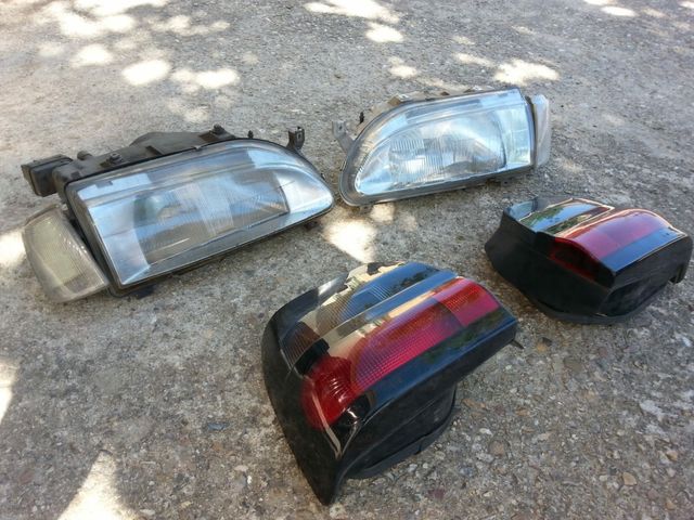 Pilotos y faros Renault 19