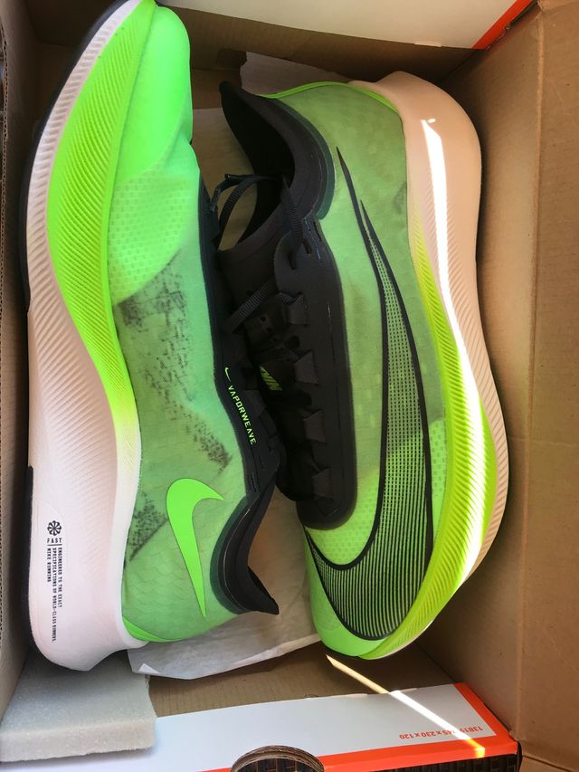 Divertidísimo rango solar Nike zoom fly 3 NUEVAS! Talla 45.5 EU 11.5 USA de segunda mano por 110 € en Torrejón de Ardoz en WALLAPOP Divertidísimo rango solar Nike zoom fly 3 NUEVAS! Talla 45.5 EU 11.5 USA de segunda mano por 110 € en Torrejón de Ardoz en WALLAPOP