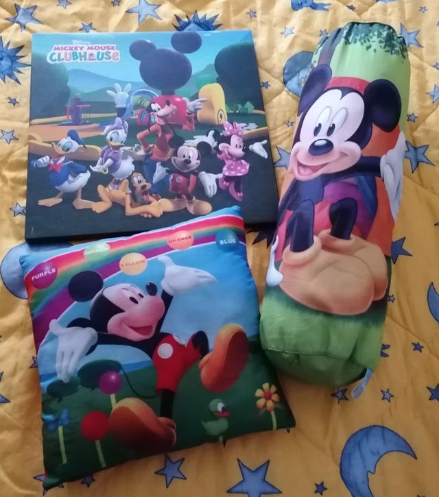 Lote dormitorio Mickey Mouse.