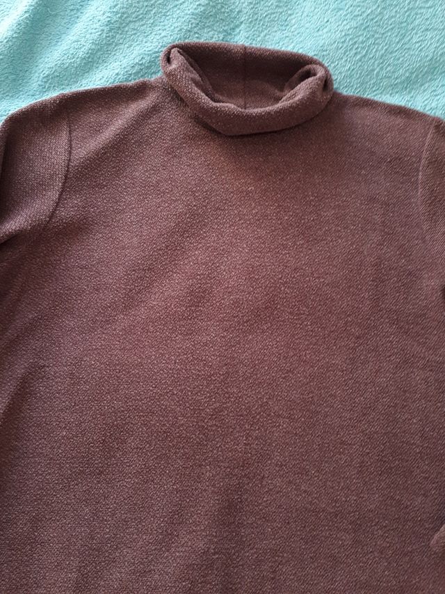 Jersey cuello vuelto T. M. granate