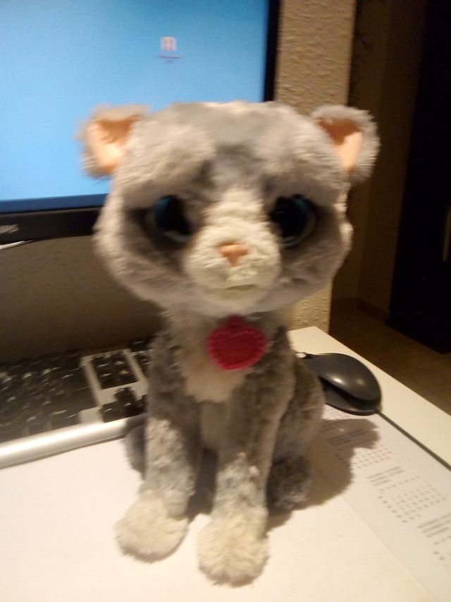 Juguete Gata interactiva bootsie