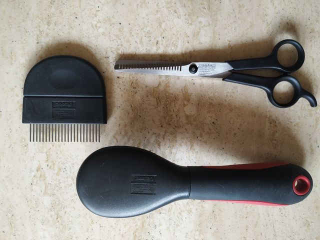 Accesorios (peines, tijera) mascota perro/gato.