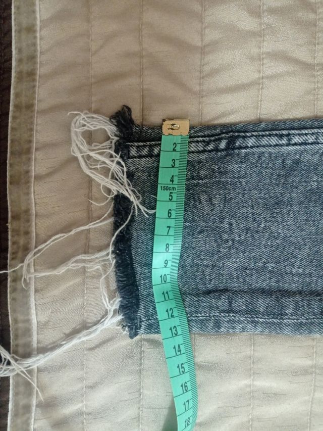 pantalón vaquero gris chico