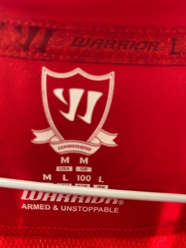 camiseta liverpool 2012 con etiqueta