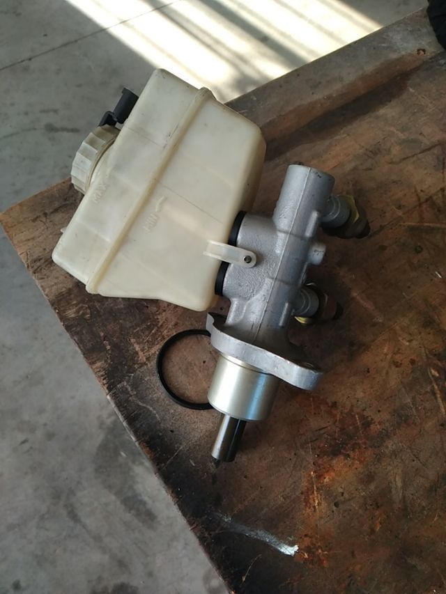 bomba de freno del BMW E46