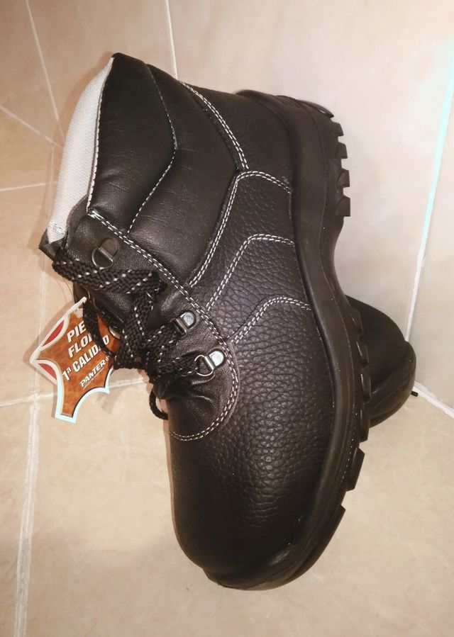 Botas de piel NUEVAS