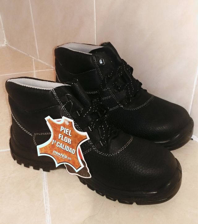 Botas de piel NUEVAS