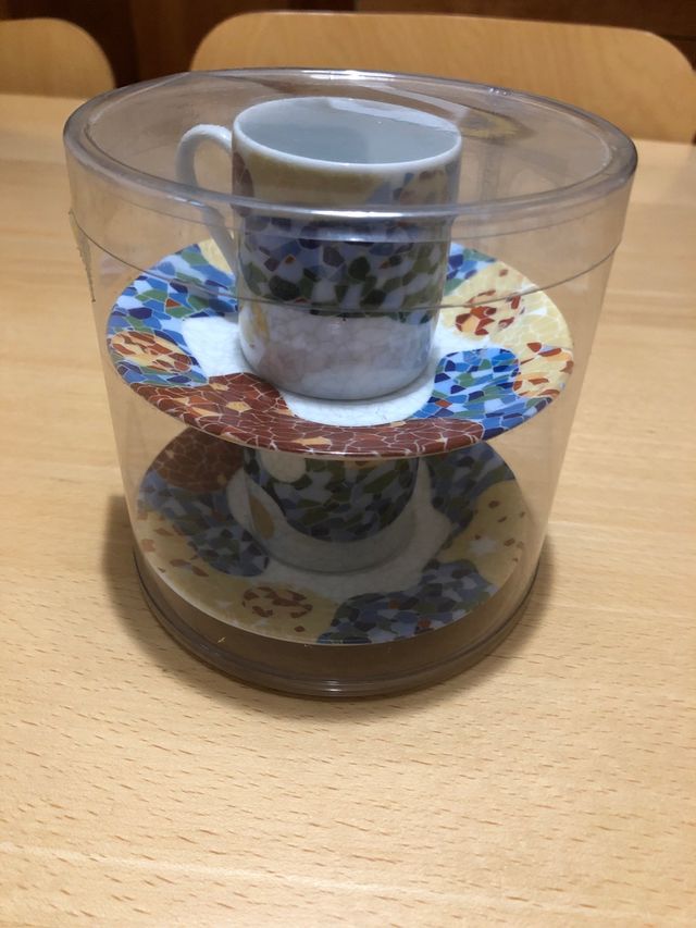1 juego de 2 tazas de café decoración Gaudi.