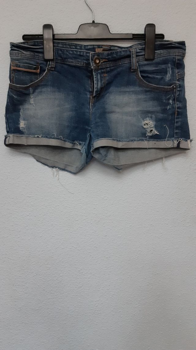 Pantalones cortos chica.