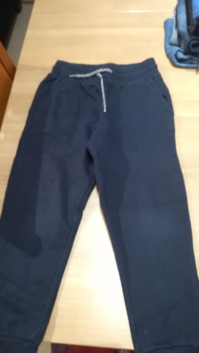 Ropa variada de niño talla 5-6 años