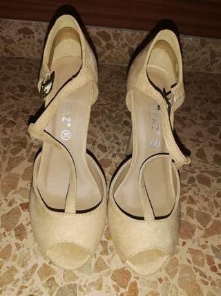 Zapatos plataforma Marypaz de segunda mano por 5 EUR en Murcia en WALLAPOP