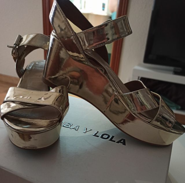 Sandalias Bimba y Lola. T.40