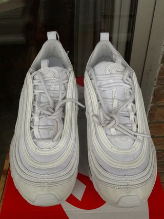 NIKE AIR MAX 97 (GS). Talla 39 de segunda mano por 55 EUR en Armunia en  WALLAPOP