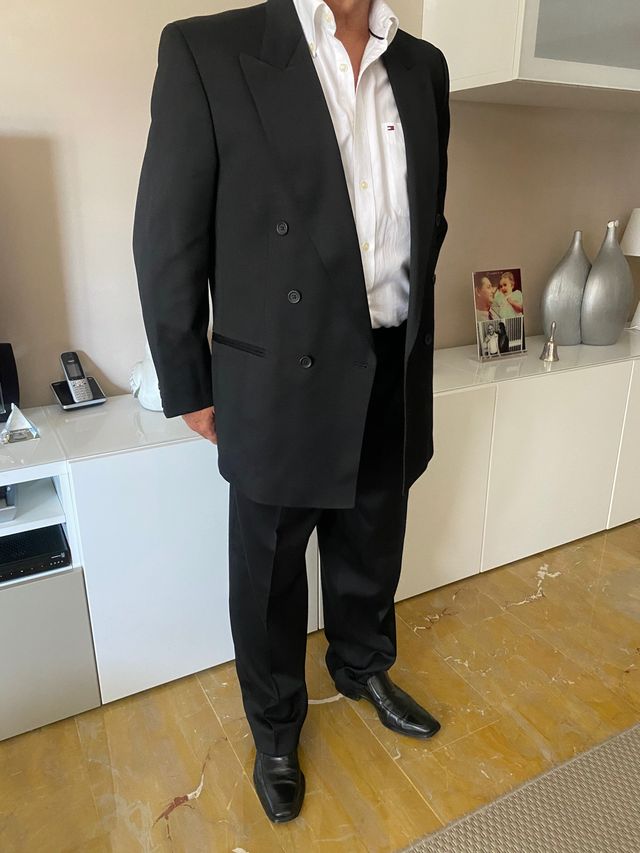 Traje de boda negro de Cortefiel