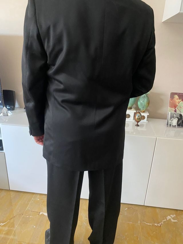 Traje de boda negro de Cortefiel