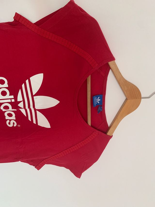 Camiseta Adidas nueva