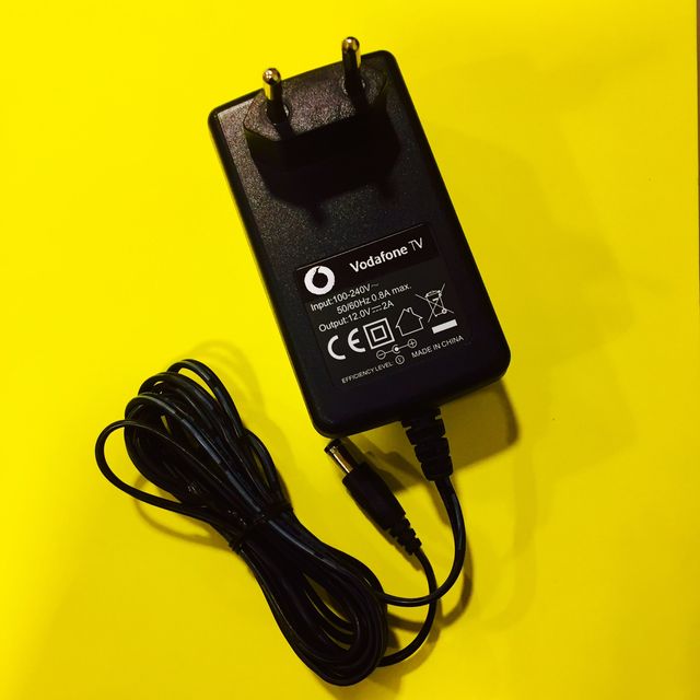 Alimentador Vodafone TV