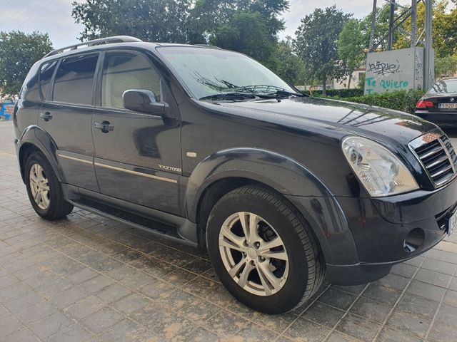 Ssangyong rexton 2011