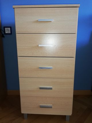 Mueble con cajones de segunda mano en WALLAPOP