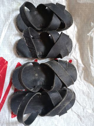 Ojotas (yanquis) de caucho. de segunda mano por 10 EUR en Madrid en WALLAPOP