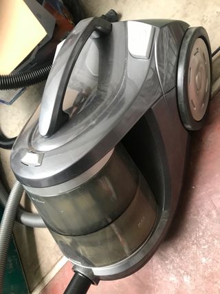 Aspiradora sin bolsa Carrefour Home de segunda mano por 55 EUR en Valencia  en WALLAPOP
