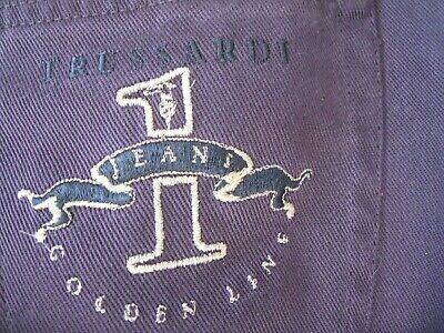 Trussardi Jeans, vaquero color berenjena talla 28