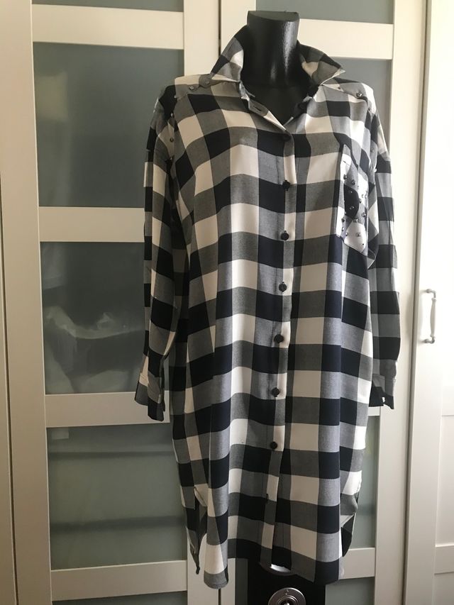 Vestido camisero  cuadros de Zara