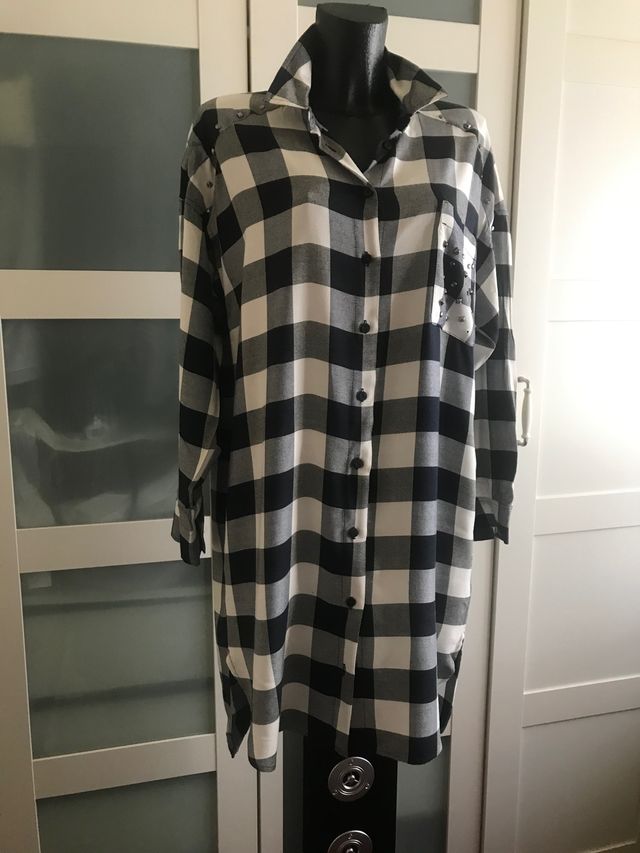 Vestido camisero  cuadros de Zara