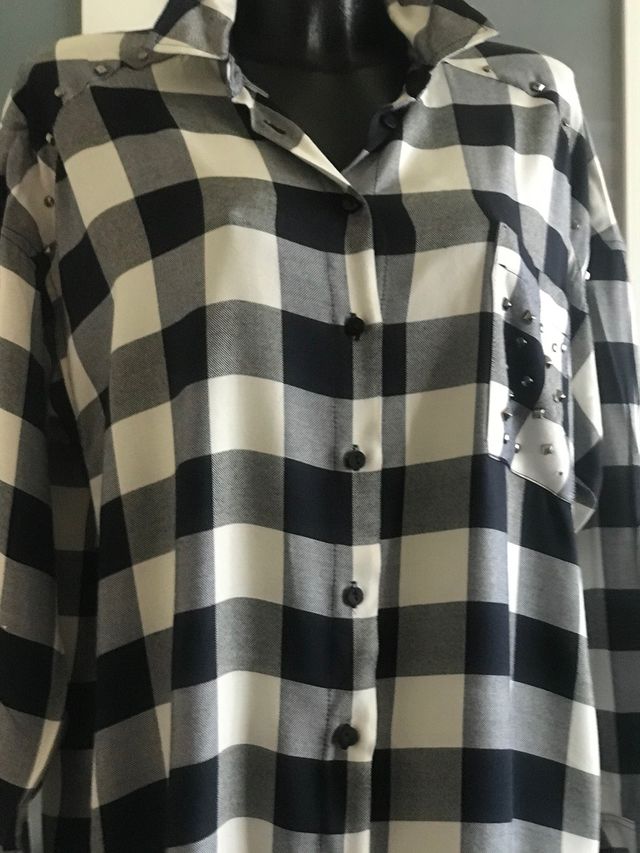 Vestido camisero  cuadros de Zara