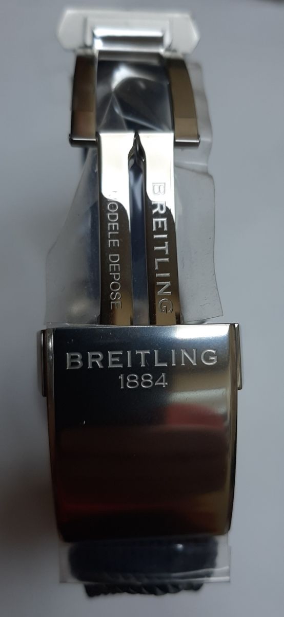 Reloj Breitling Superocean Heritage cronógrafo.