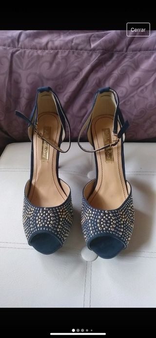 Zapatos fiesta XTI de segunda mano por 18 EUR en Bilbao en WALLAPOP