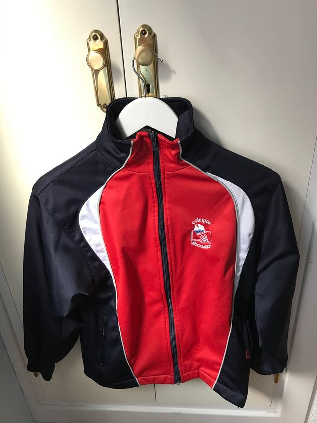 Chandal colegio diocesano Ávila