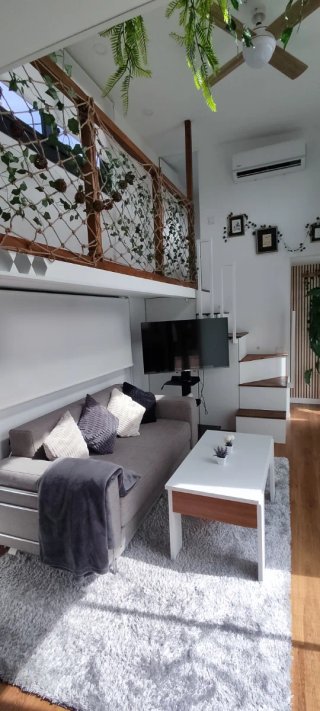 Tiny House de 2 plantas, 2 dormitorios y amueblada