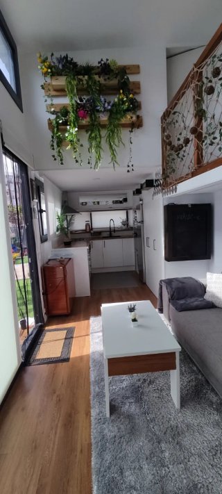 Tiny House de 2 plantas, 2 dormitorios y amueblada