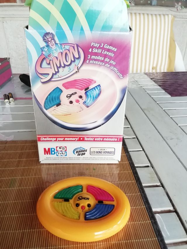 Juego Simón dice electrónico