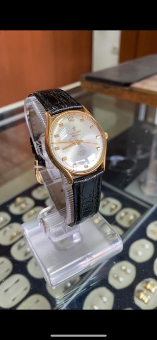 Reloj mujer oro 18 ktes marca Cyma 1813637-631