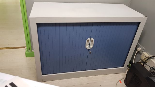 Armario metálico con cerradura de segunda mano por 100 € en Madrid en