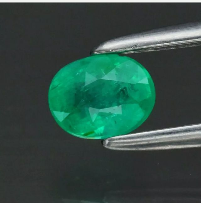 Bonita esmeralda 100%natural