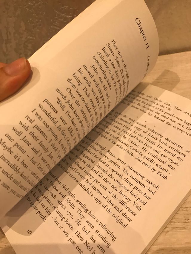 Libro He knows too Much de Alan Maley