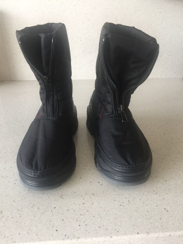 Descansos niño/a nuevos talla 32